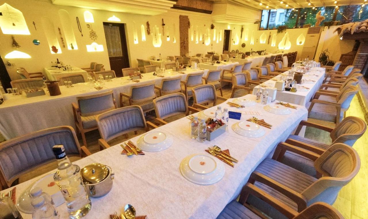 Hotel Nish Caria