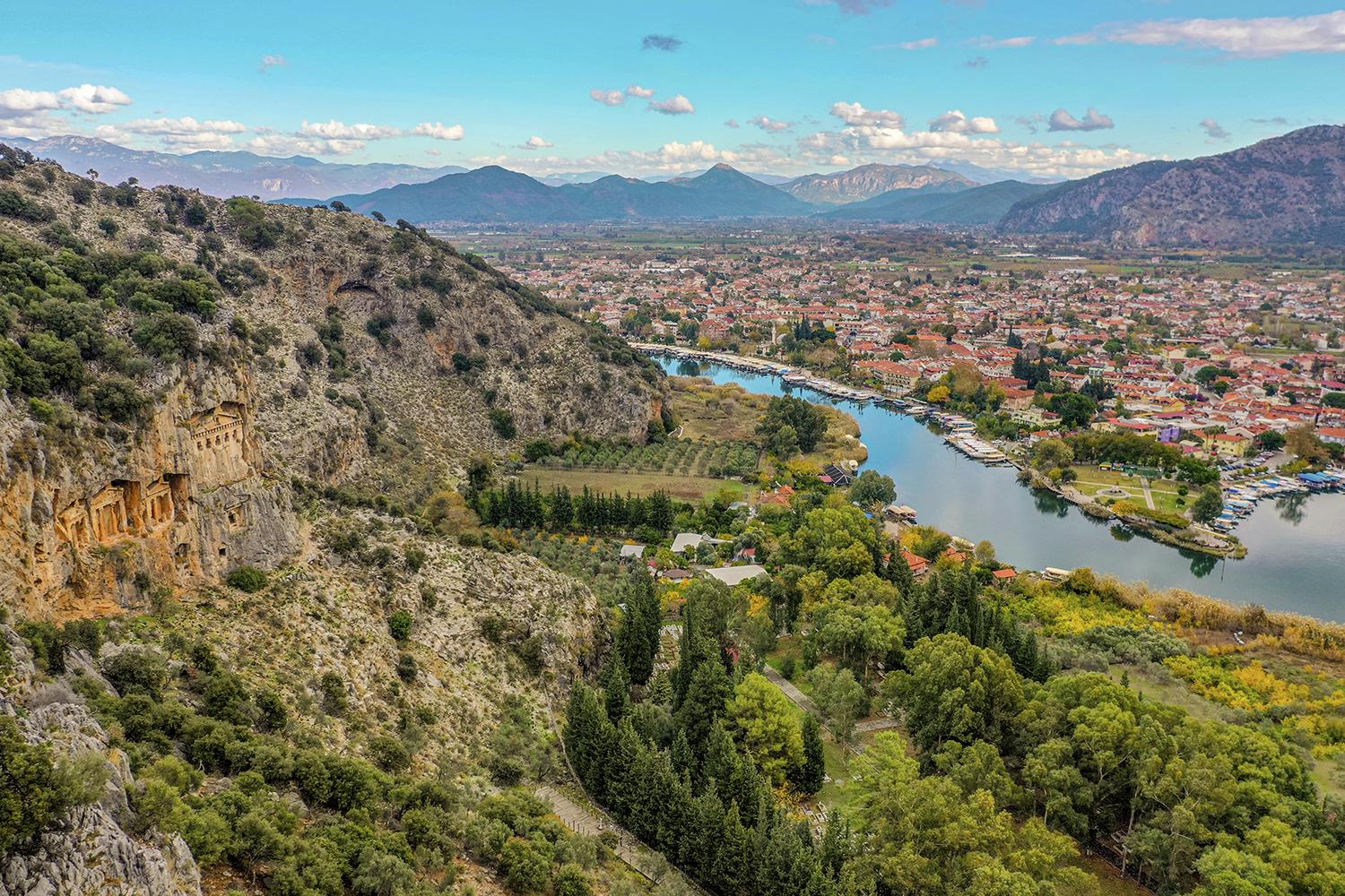 Nish Caria Отель